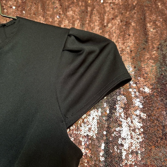 Boohoo Cap Sleeve Peplum Midi Black Dress - Picture 11 of 13